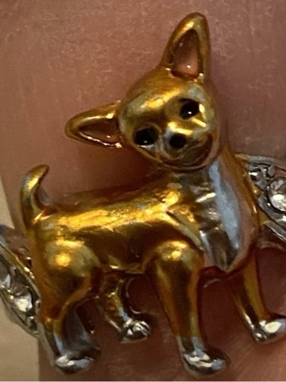 Women’s fashion Dog shape Ring engraved with “Love my  Chihuahua”  Size 5 - Picture 4 of 4